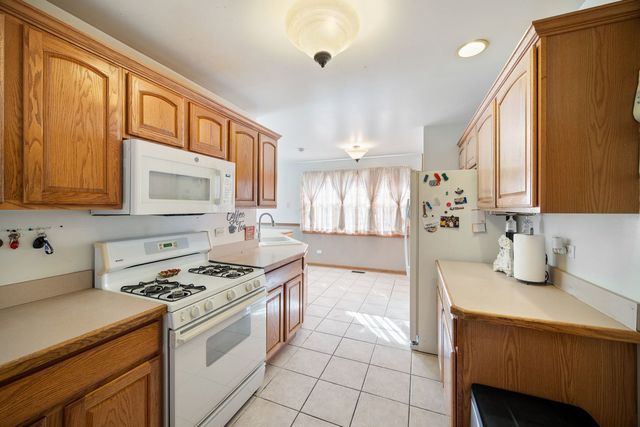 3207 Sandy Ridge Drive, Steger, IL 60475