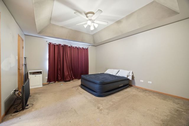 3207 Sandy Ridge Drive, Steger, IL 60475