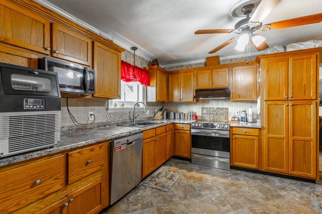 1608 Eagle Drive, Hixson, TN 37343