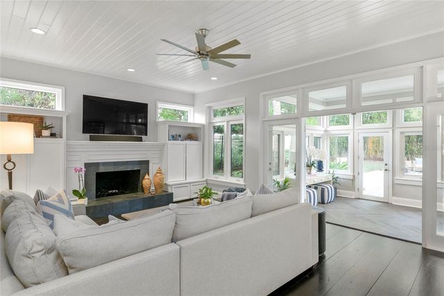 543 E LAKE SUE AVENUE, Winter Park, FL 32789
