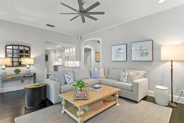 543 E LAKE SUE AVENUE, Winter Park, FL 32789