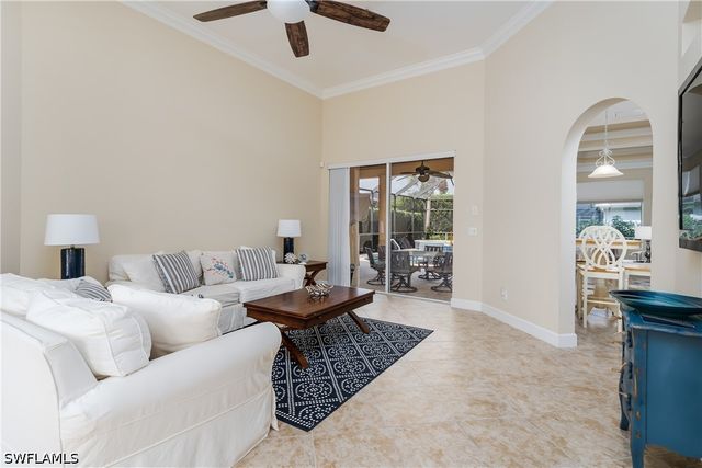 8754 Hideaway Harbor CT, Naples, FL 34120