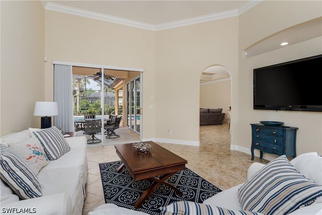 8754 Hideaway Harbor CT, Naples, FL 34120