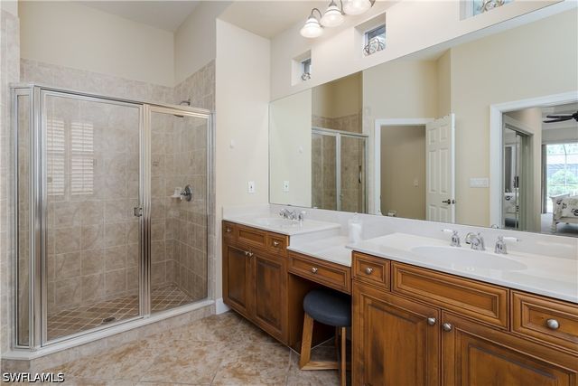 8754 Hideaway Harbor CT, Naples, FL 34120