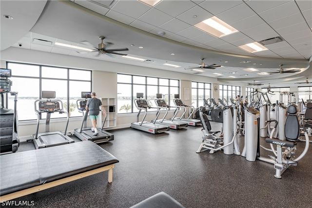 8754 Hideaway Harbor CT, Naples, FL 34120