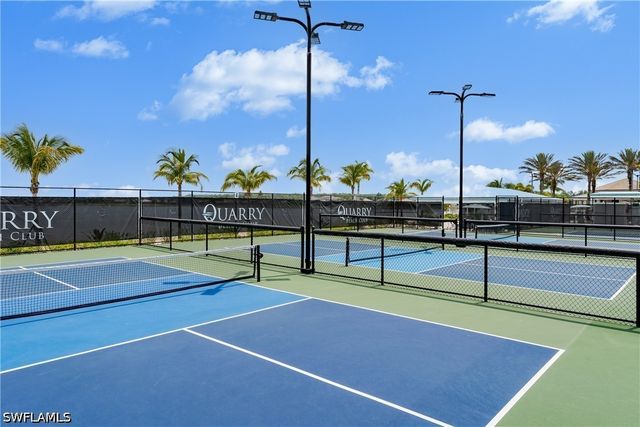 8754 Hideaway Harbor CT, Naples, FL 34120