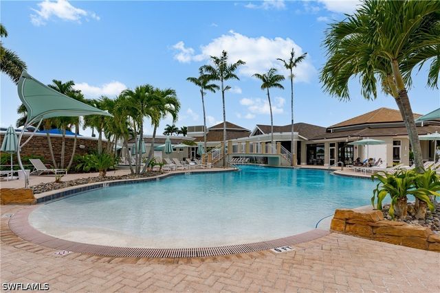 8754 Hideaway Harbor CT, Naples, FL 34120