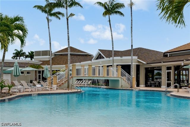 8754 Hideaway Harbor CT, Naples, FL 34120