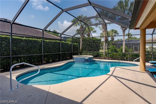 8754 Hideaway Harbor CT, Naples, FL 34120
