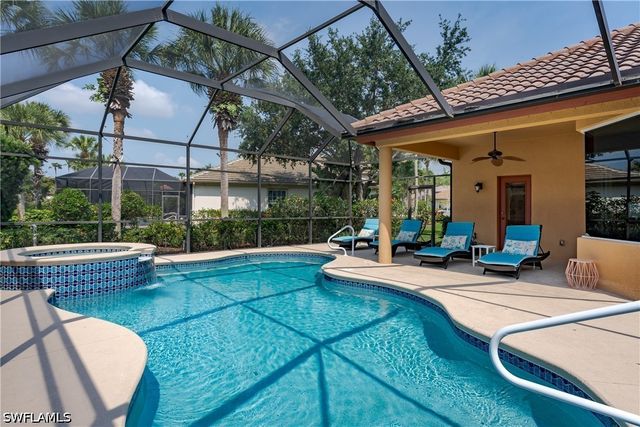 8754 Hideaway Harbor CT, Naples, FL 34120
