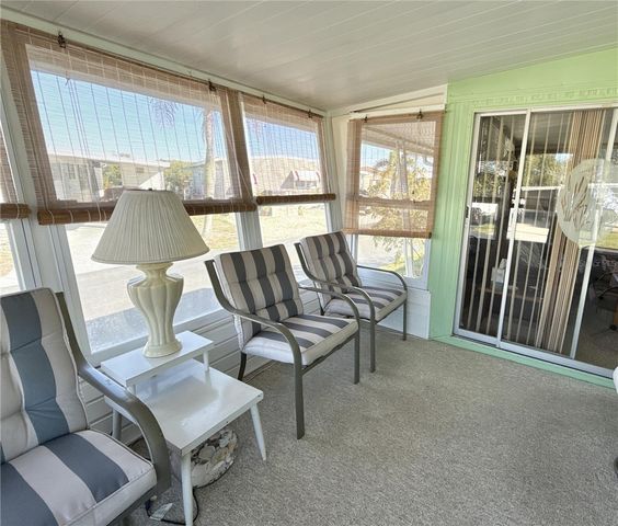 672 MOUNT PINEY AVENUE NE 699, St Petersburg, FL 33702