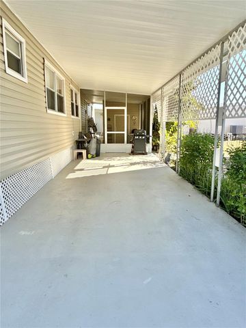 672 MOUNT PINEY AVENUE NE 699, St Petersburg, FL 33702