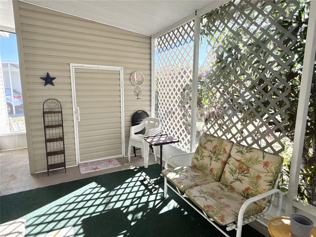 672 MOUNT PINEY AVENUE NE 699, St Petersburg, FL 33702