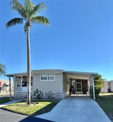 672 MOUNT PINEY AVENUE NE 699, St Petersburg, FL 33702