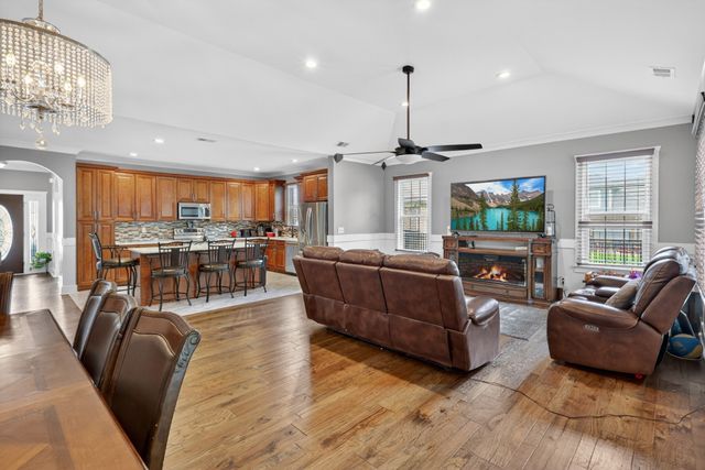 731 Orange Blossom Ct, Murfreesboro, TN 37130