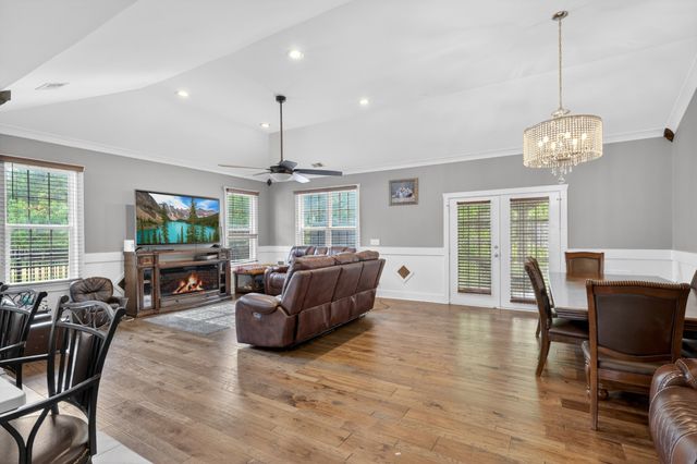 731 Orange Blossom Ct, Murfreesboro, TN 37130