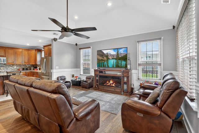 731 Orange Blossom Ct, Murfreesboro, TN 37130