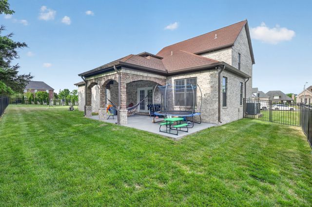 731 Orange Blossom Ct, Murfreesboro, TN 37130
