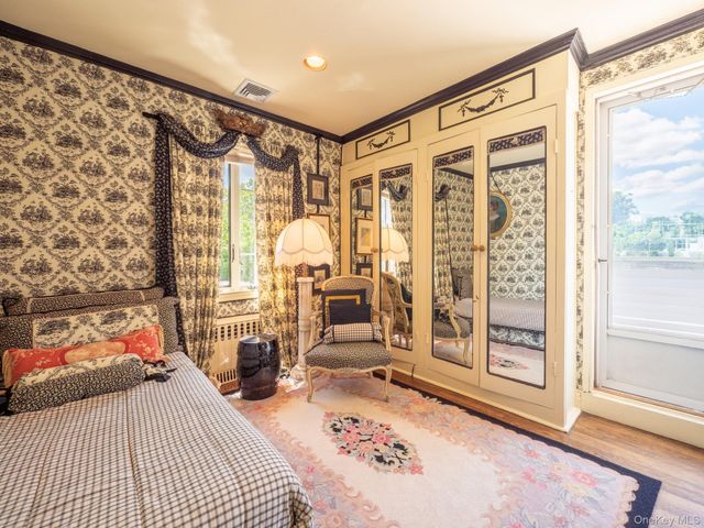 69-78 180th Street, Fresh Meadows, NY 11365