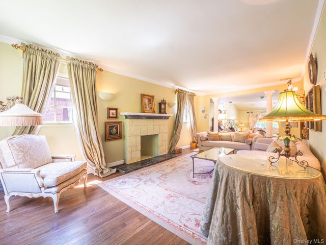 69-78 180th Street, Fresh Meadows, NY 11365