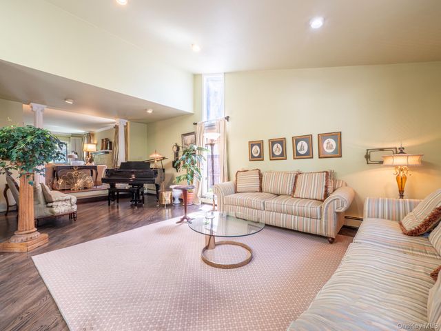 69-78 180th Street, Fresh Meadows, NY 11365