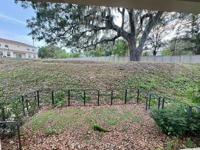 930 LAKEFRONT VILLAGE DRIVE, Clermont, FL 34711