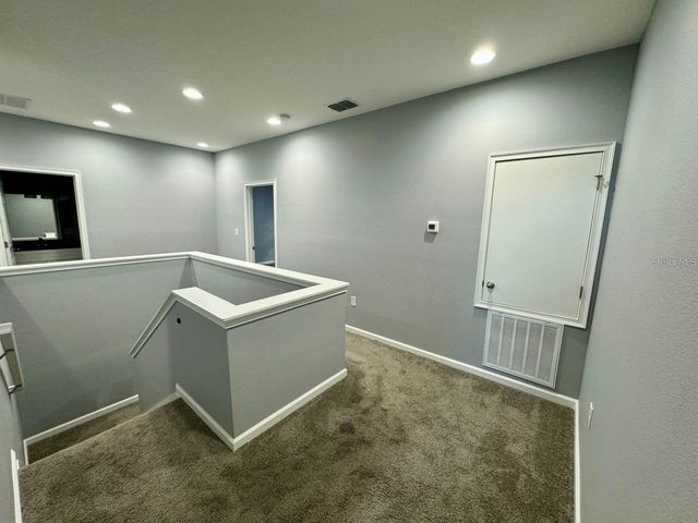 930 LAKEFRONT VILLAGE DRIVE, Clermont, FL 34711