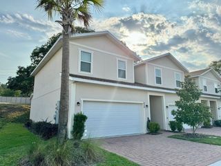 930 LAKEFRONT VILLAGE DRIVE, Clermont, FL 34711