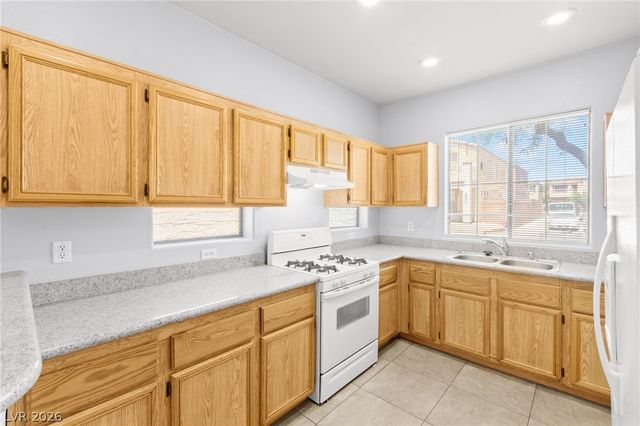 9723 Villa Lorena Avenue, Las Vegas, NV 89147