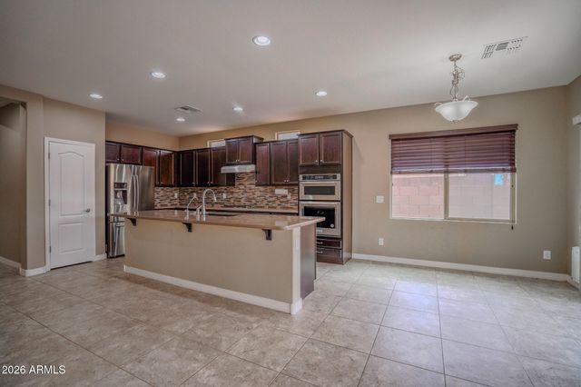 671 E BLOSSOM Road, San Tan Valley, AZ 85143