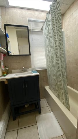 585 Western Ave 1, Lynn, MA 01904