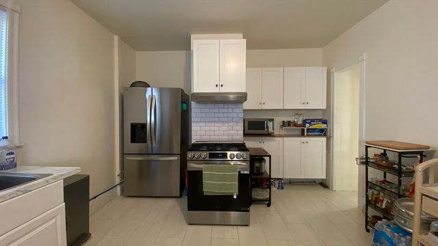 585 Western Ave 1, Lynn, MA 01904