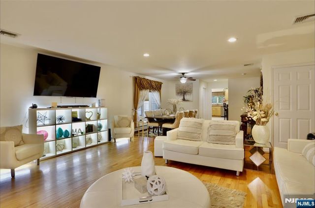 386A Park Avenue, Fairview, NJ 07022