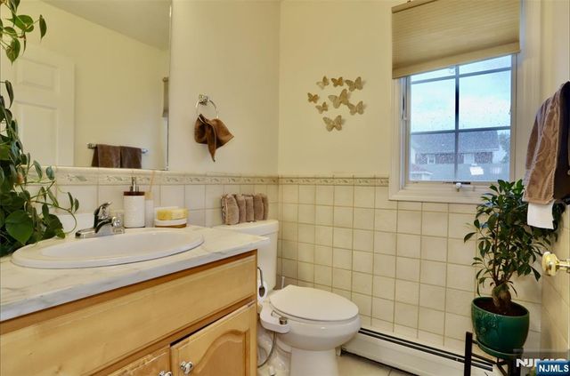 386A Park Avenue, Fairview, NJ 07022