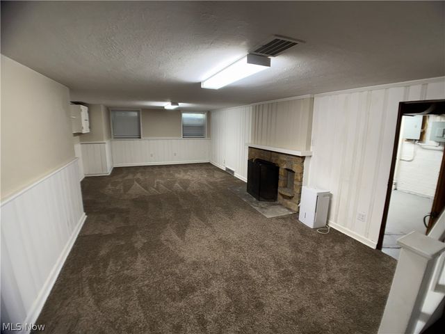 2327 Loyola Road, University Heights, OH 44118