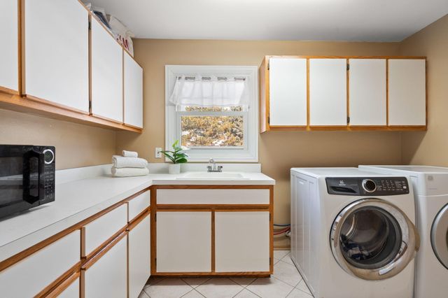 13280 Monix Drive, St. John, IN 46373