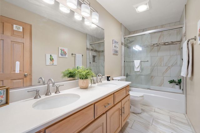 13280 Monix Drive, St. John, IN 46373