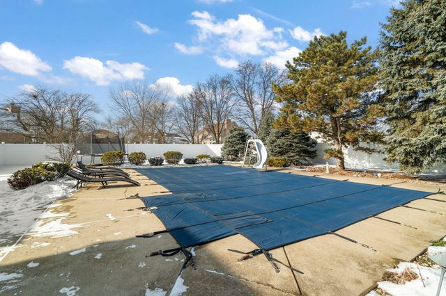 13280 Monix Drive, St. John, IN 46373