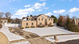 13280 Monix Drive, St. John, IN 46373