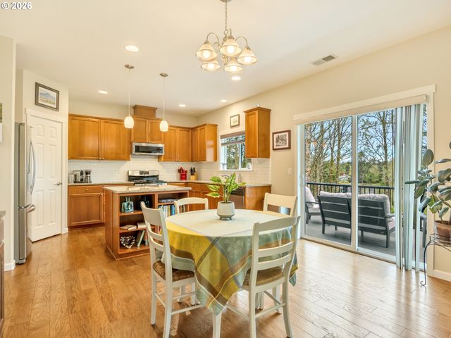 92018 HIGHWAY 104, Warrenton, OR 97146