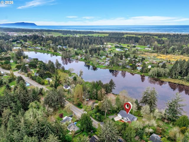 92018 HIGHWAY 104, Warrenton, OR 97146