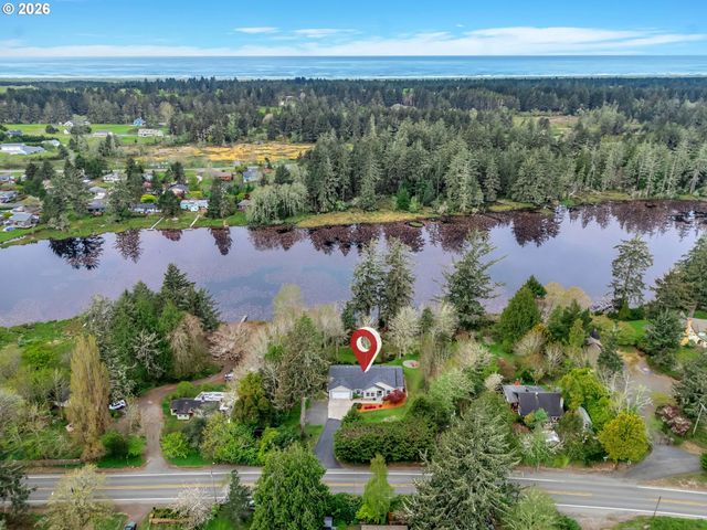 92018 HIGHWAY 104, Warrenton, OR 97146