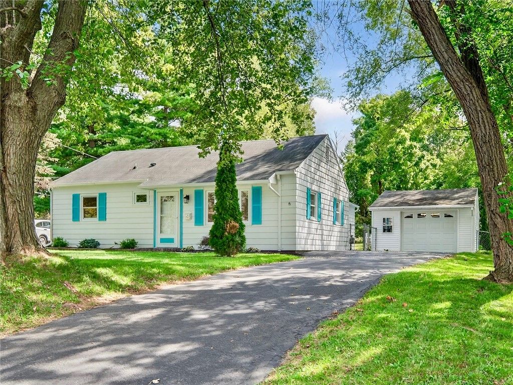 50 Pontiac Street, Webster, NY 14580