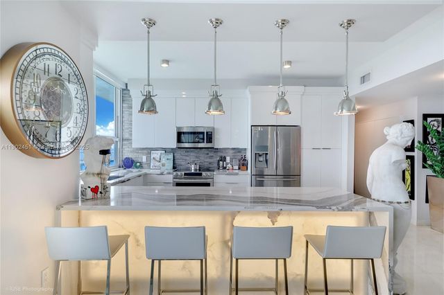 650 West Ave PH09, Miami Beach, FL 33139