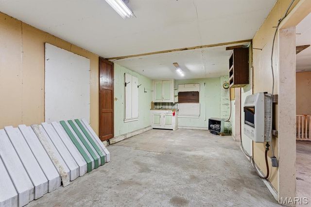 3600 N Belt W, Belleville, IL 62226