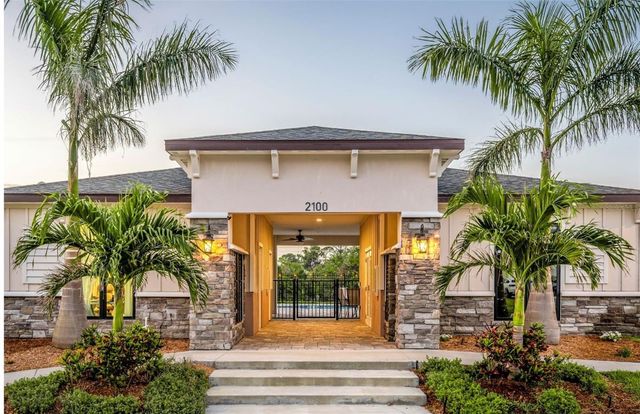 2047 SILVERSTONE CIRCLE, Clearwater, FL 33760