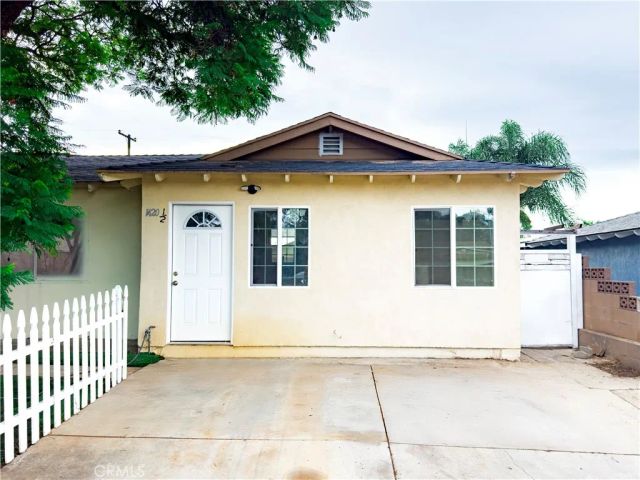 1420 Avenida Del Vista, Corona, CA 92882