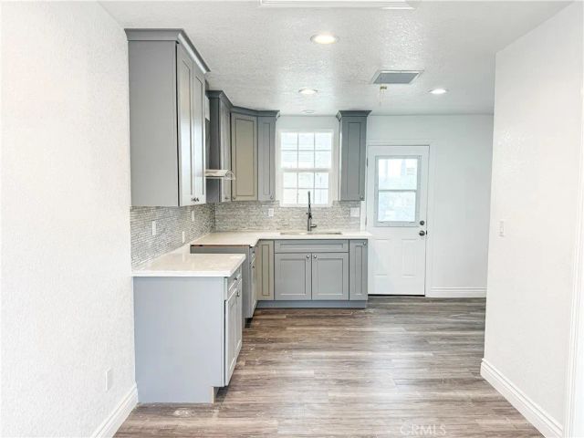 1420 Avenida Del Vista, Corona, CA 92882