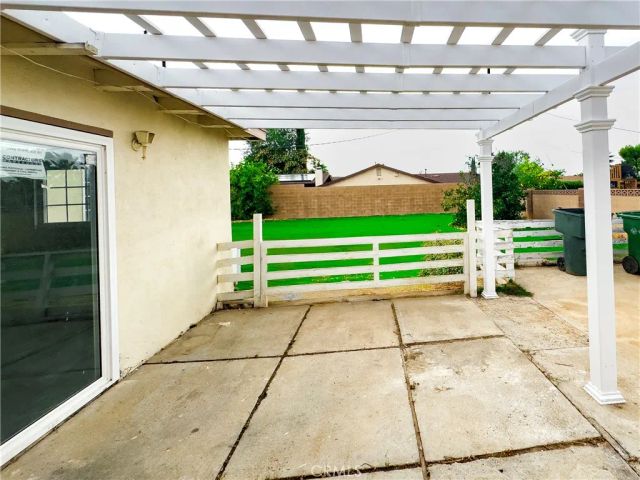 1420 Avenida Del Vista, Corona, CA 92882
