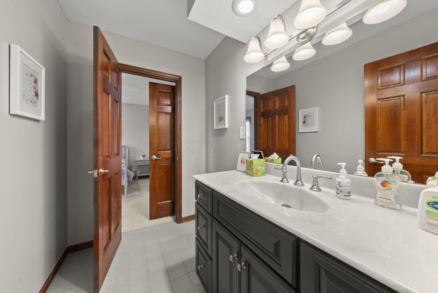 5040 Sunbury Road, Westerville, OH 43082